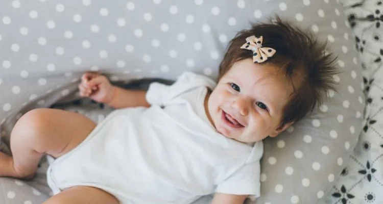 2 måneder gammel baby: Hvordan har babyen din utviklet seg?