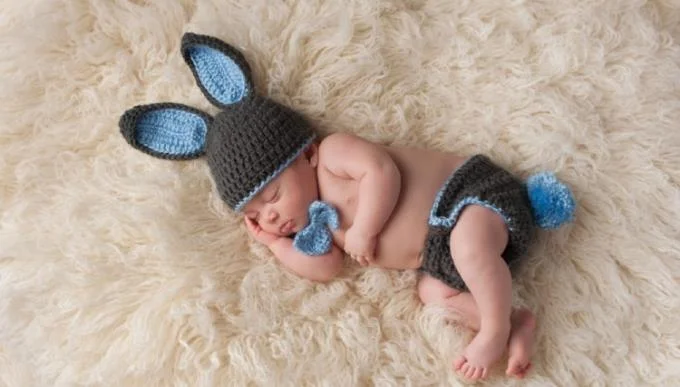 2 måneder gammel baby: Hvordan har babyen din utviklet seg?